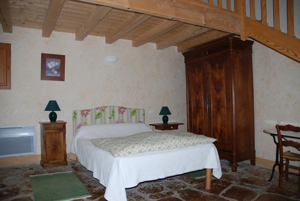 Bed and Breakfast Couette Et Potager D'Antan Mellé Zimmer foto
